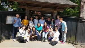 Group Photo in Kakunodate: We took a group photo outside one of the samurai houses with some fellows, Akita students, and KIP students. 